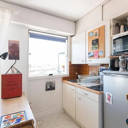 Guestready -- Technicolor Boheme Studio In Charonne